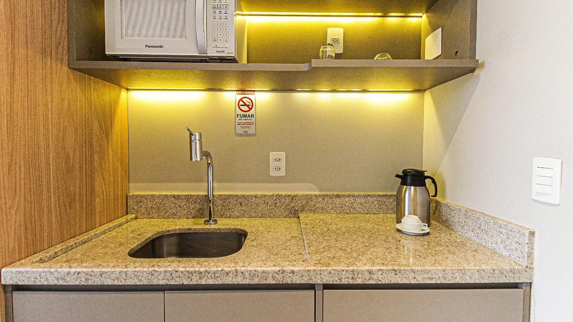 Lz813 - Apto Na Luz | Moderno Com Piscina São Paulo